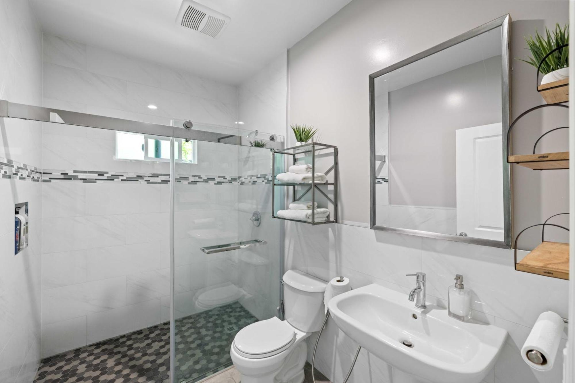 Stylist Home In Convenient Location! Temple City ภายนอก รูปภาพ