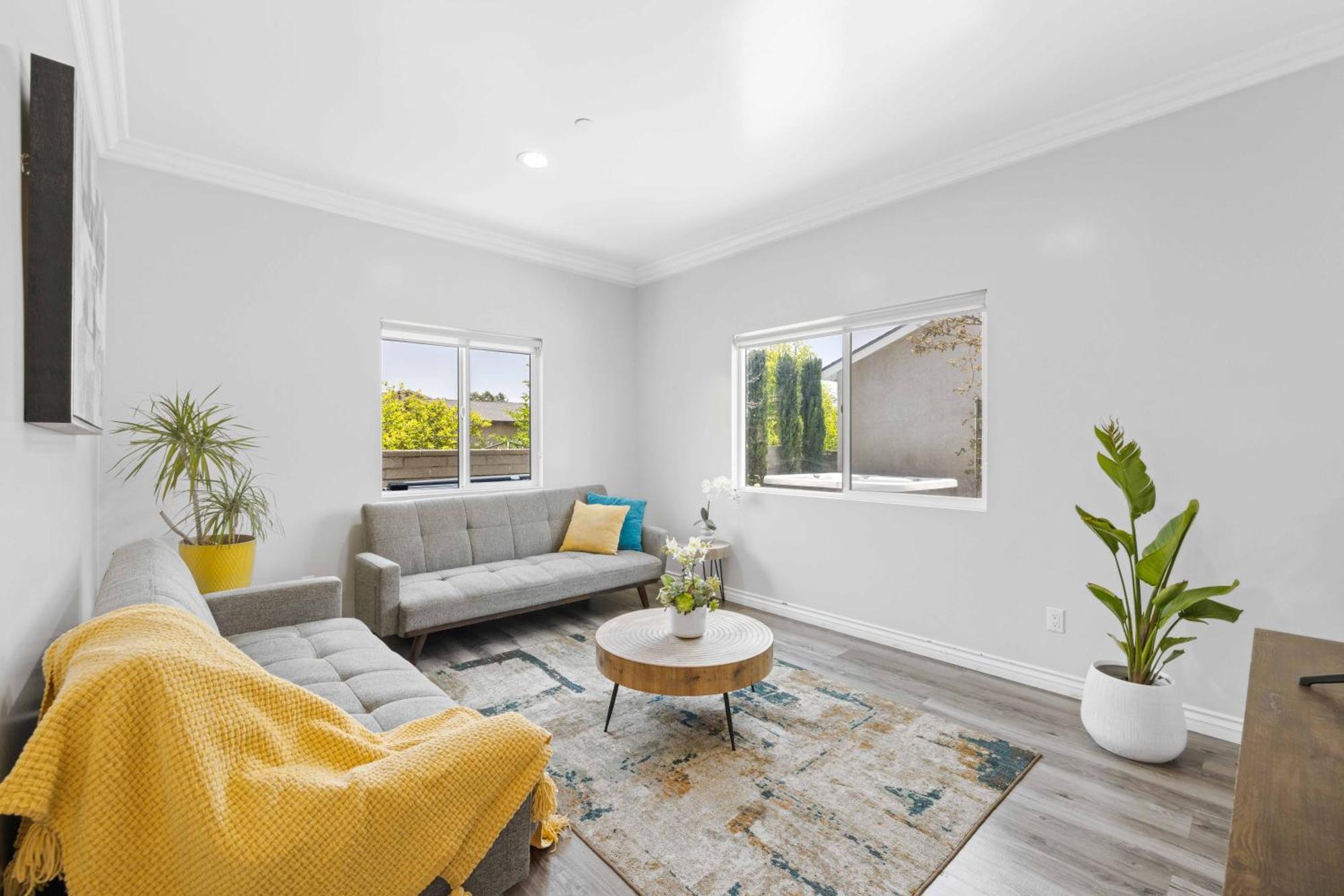 Stylist Home In Convenient Location! Temple City ภายนอก รูปภาพ